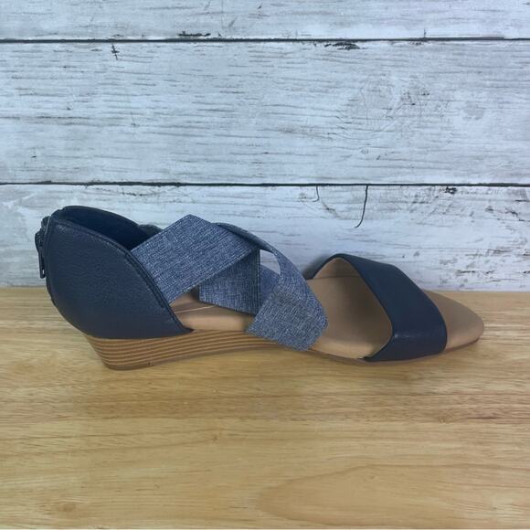 Market & Spruce Jovie Crossover Wedge Sandal Size 7.5 - Picture 2 of 5